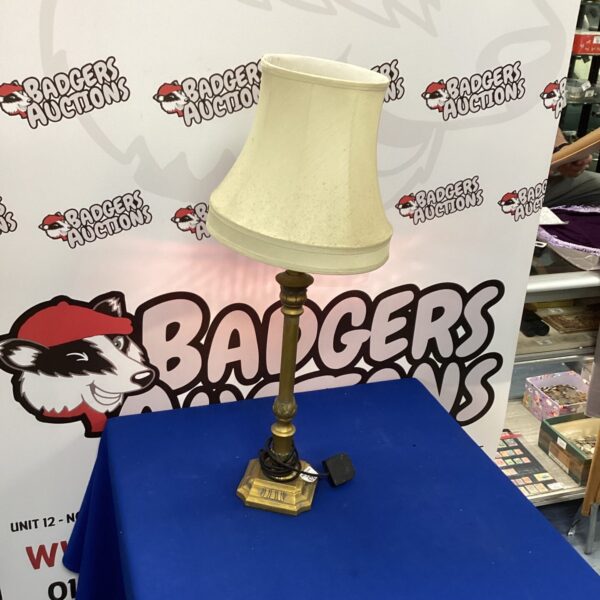 Vintage brass and wood Corinthian column table lamp.