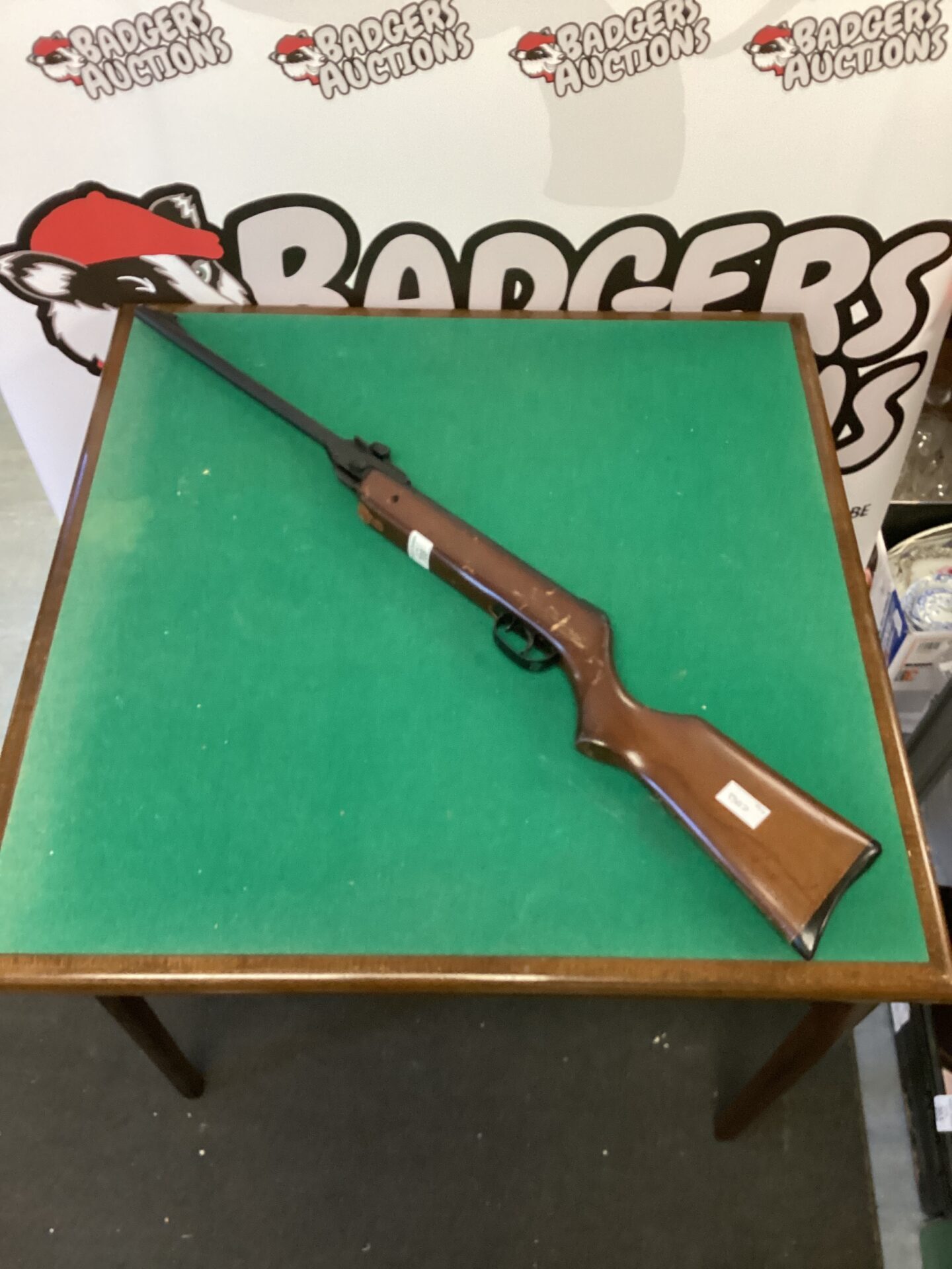 708 Gamo cadet delta air rifle cal .177