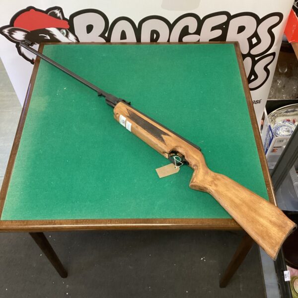 Side view of a vintage Slavia 631 .177 air rifle.