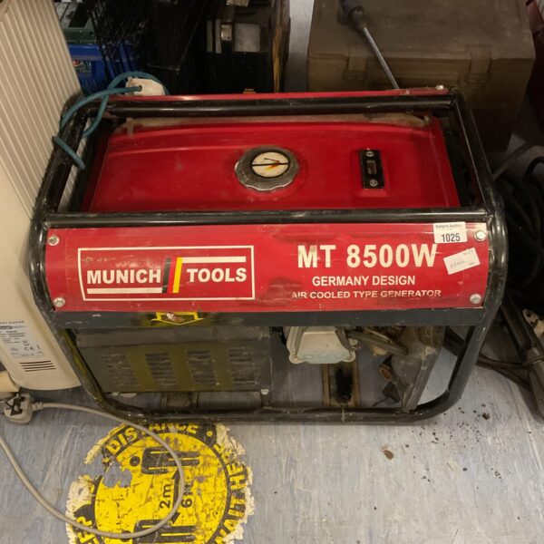 Munich Tools MT8500W petrol generator in used condition.