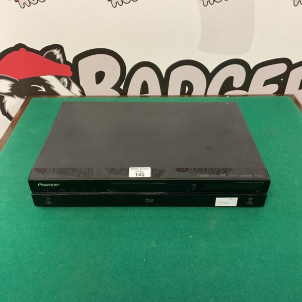 Black Pioneer BDP-320 Blu-Ray player for home cinema.