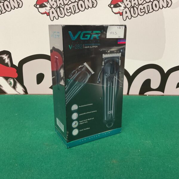 VGR Voyager V-282 professional hair clipper for grooming.