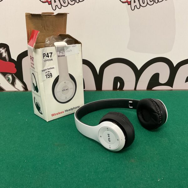 Black P47 wireless headphones, over-ear Bluetooth audio.