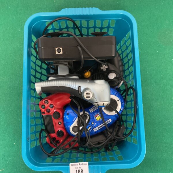Sega Megadrive bundle with PS4 controllers and Saitek flight stick.