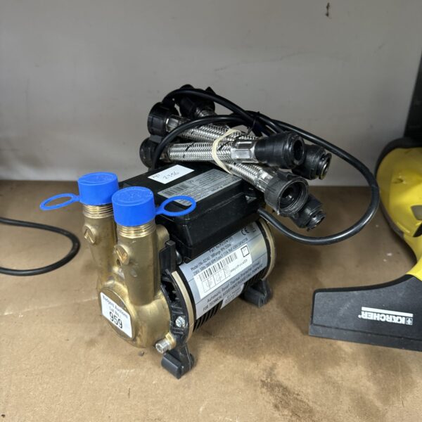 Salamander ctforce20pt shower pump for boosting water pressure.