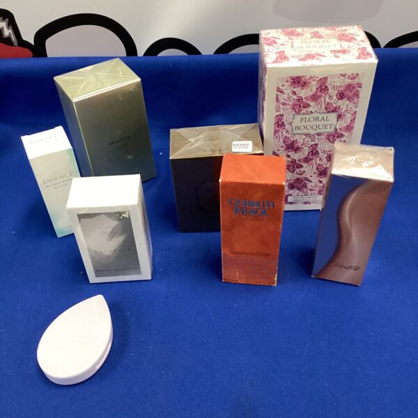 Mixed lot of ladies perfume including Floral Bouquet, Treselle & Devotion.