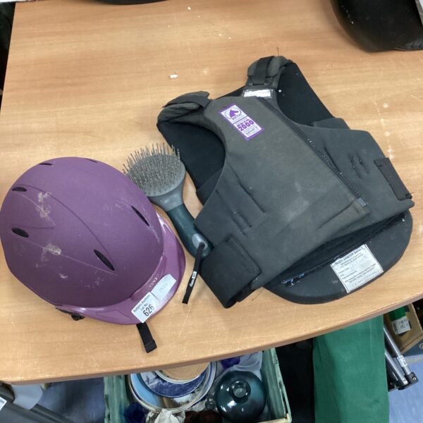 Onyx riding helmet and Beta 2000 body protector set for equestrian safety.
