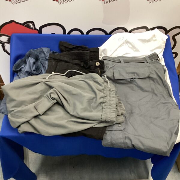 Men's clothing bundle featuring jeans and combat trousers.