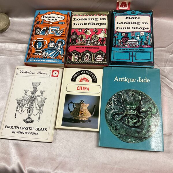 Lot of six antique collecting guide books by John and Suzanne Bedford.
