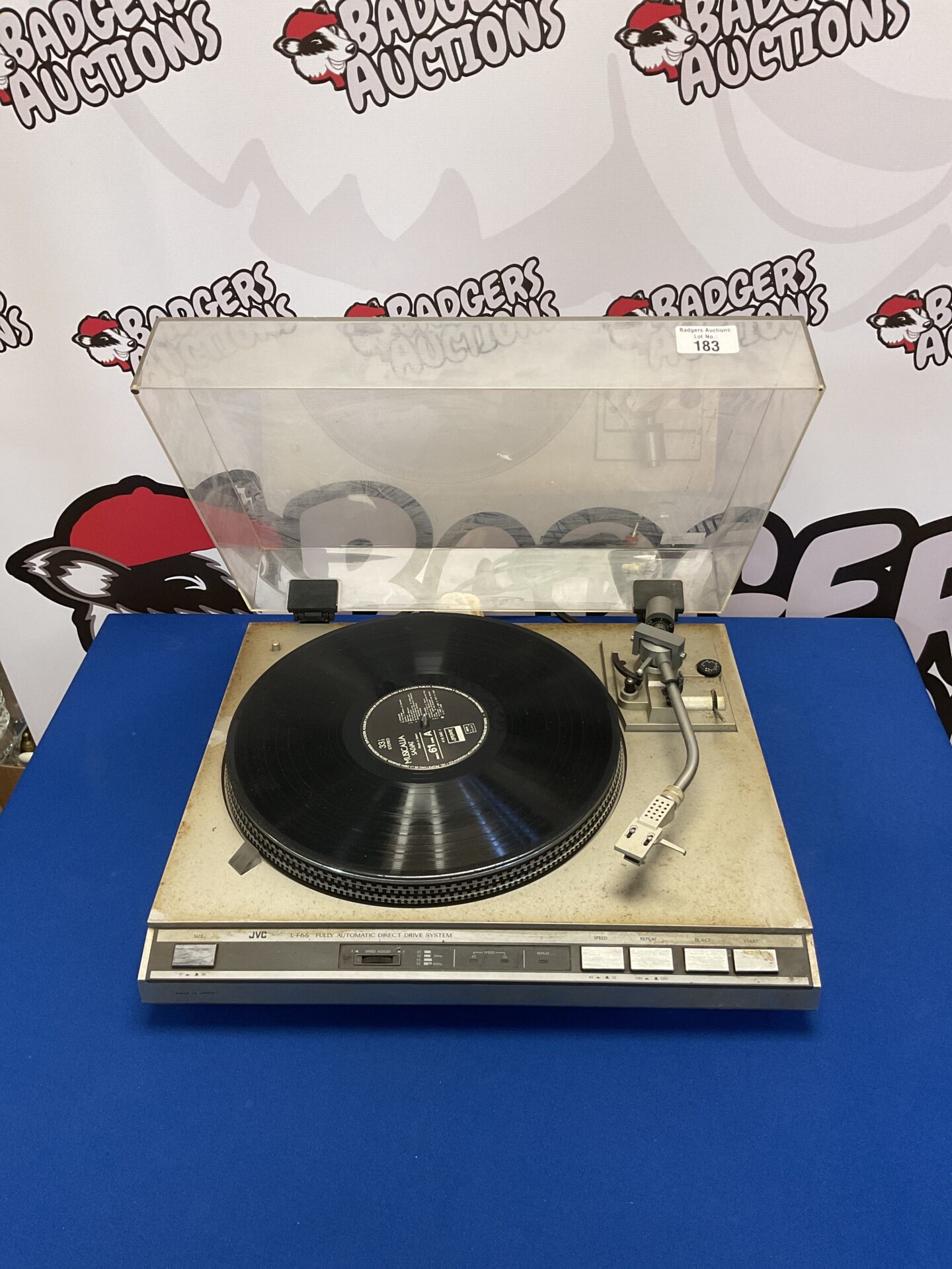 183 Jvc l-f66 automatic direct drive turntable