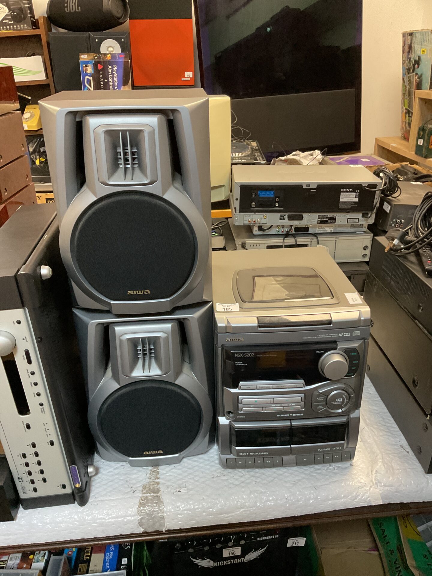 185 Aiwa nsx-s202 hifi system