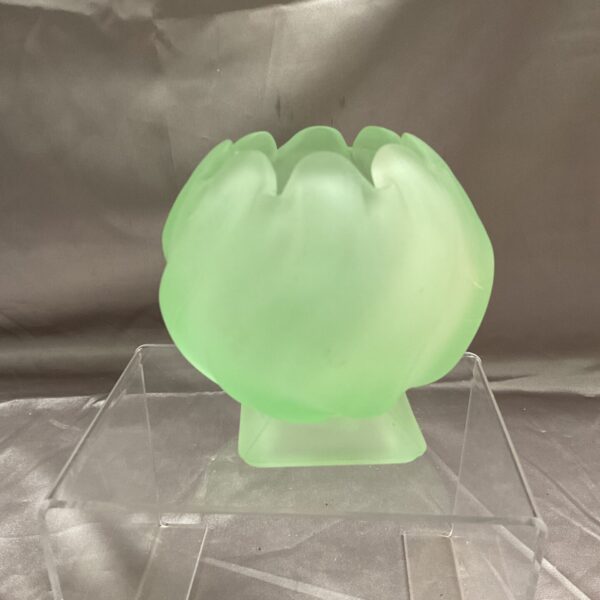 Vintage Art Deco green glass vase with barleycorn texture.