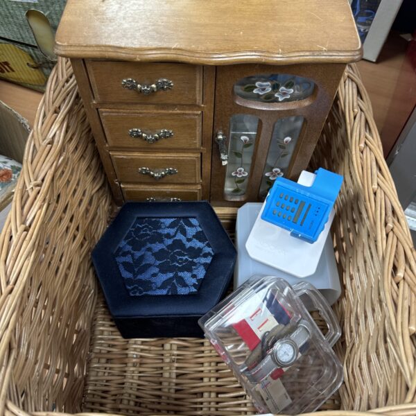 Vintage jewellery boxes and ladies’ Nooka and Elle watches lot.