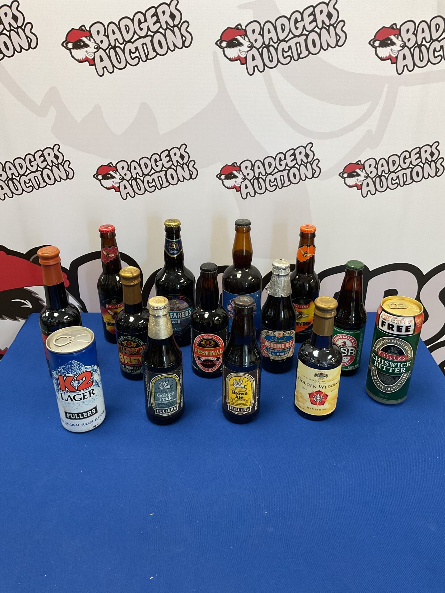 697 Collection of full vintage bottles & cans of beer including fullers & george gale