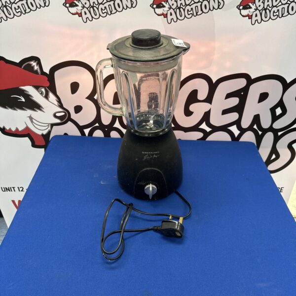 Gino d’acampo food processor with clear measuring jug.