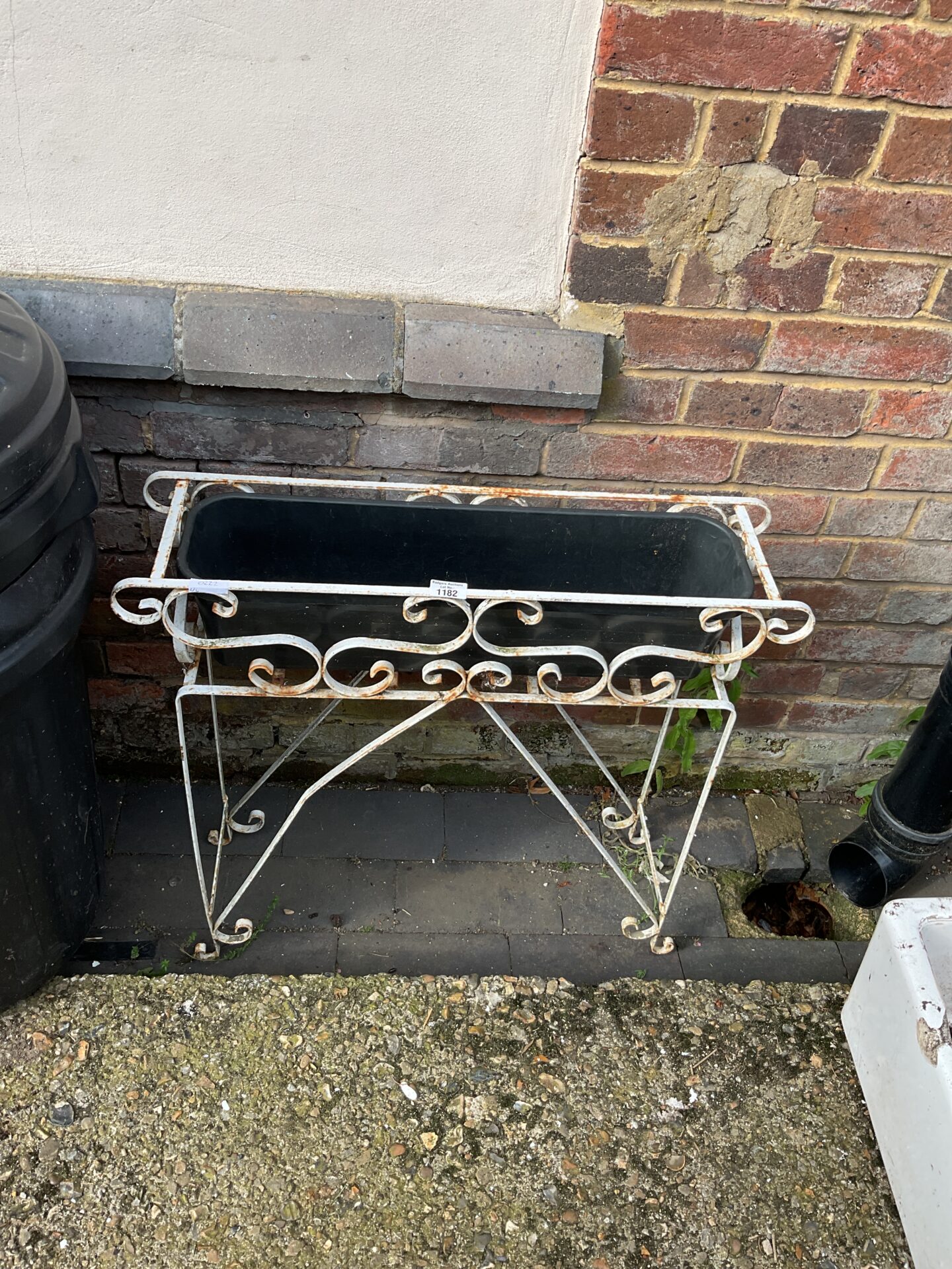 1182 Metal Decorative Plant Stand