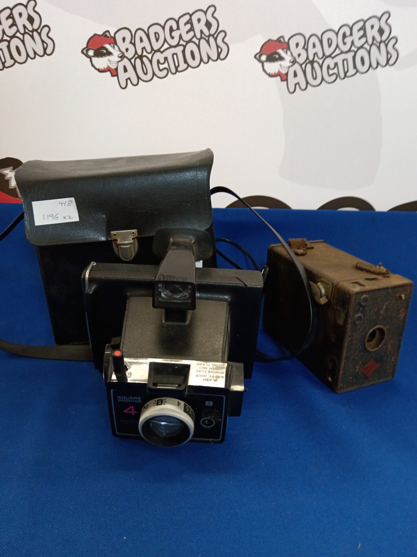 172 Polaroid square shooter 4 & agfa box camera
