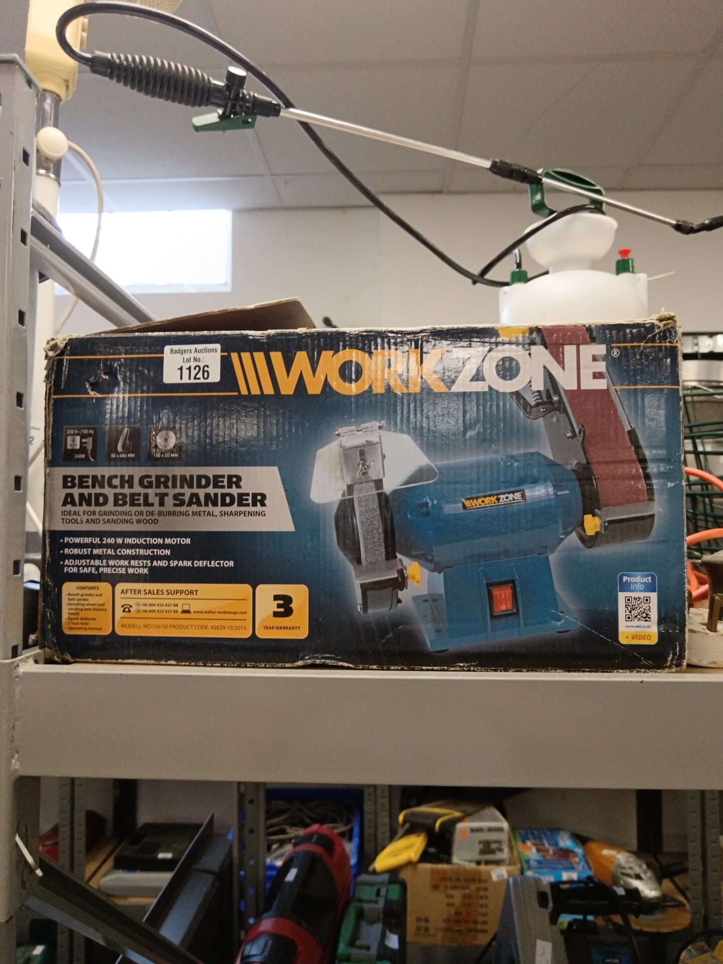 1126 Workzone bench grinder & sander