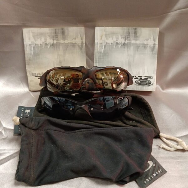 Pair of Oakley Thump shooting glasses presented for auction.