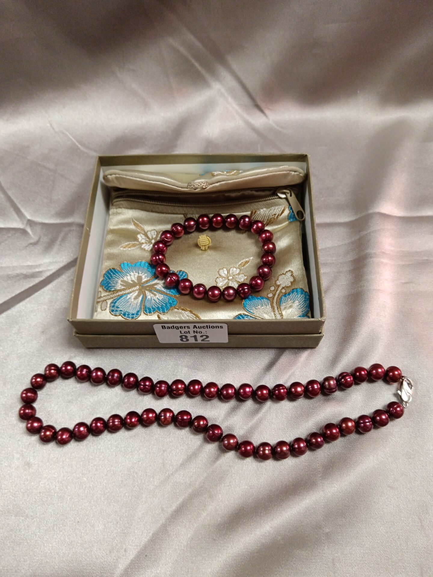 812 Honora collection faux pearl necklace & bracelet set