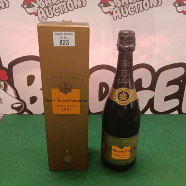 Bottle of Veuve Clicquot 1995 vintage champagne in good condition.