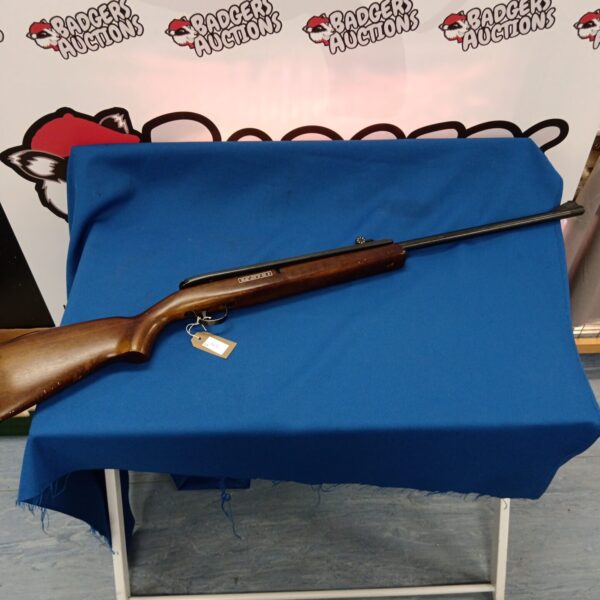 Vintage Webley Osprey .22 air rifle with side lever action.