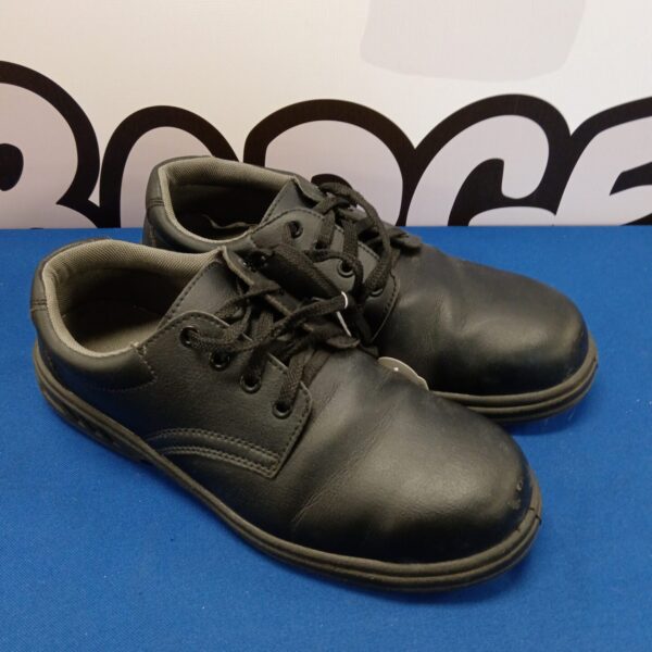 Port West size 43 safety shoes with toe caps.