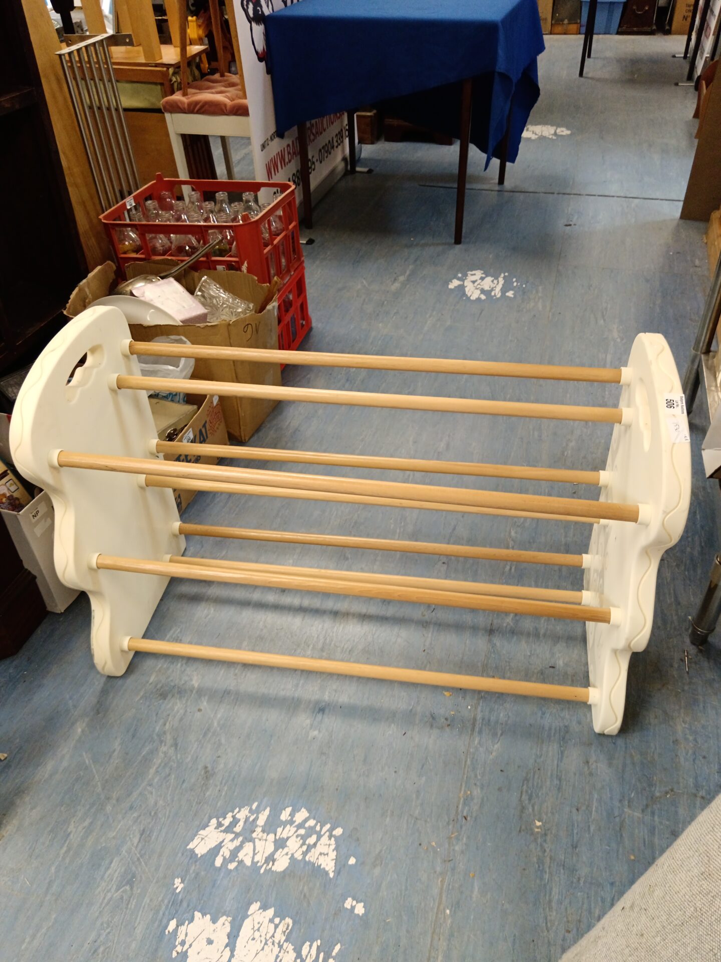486 Three tier shoe rack