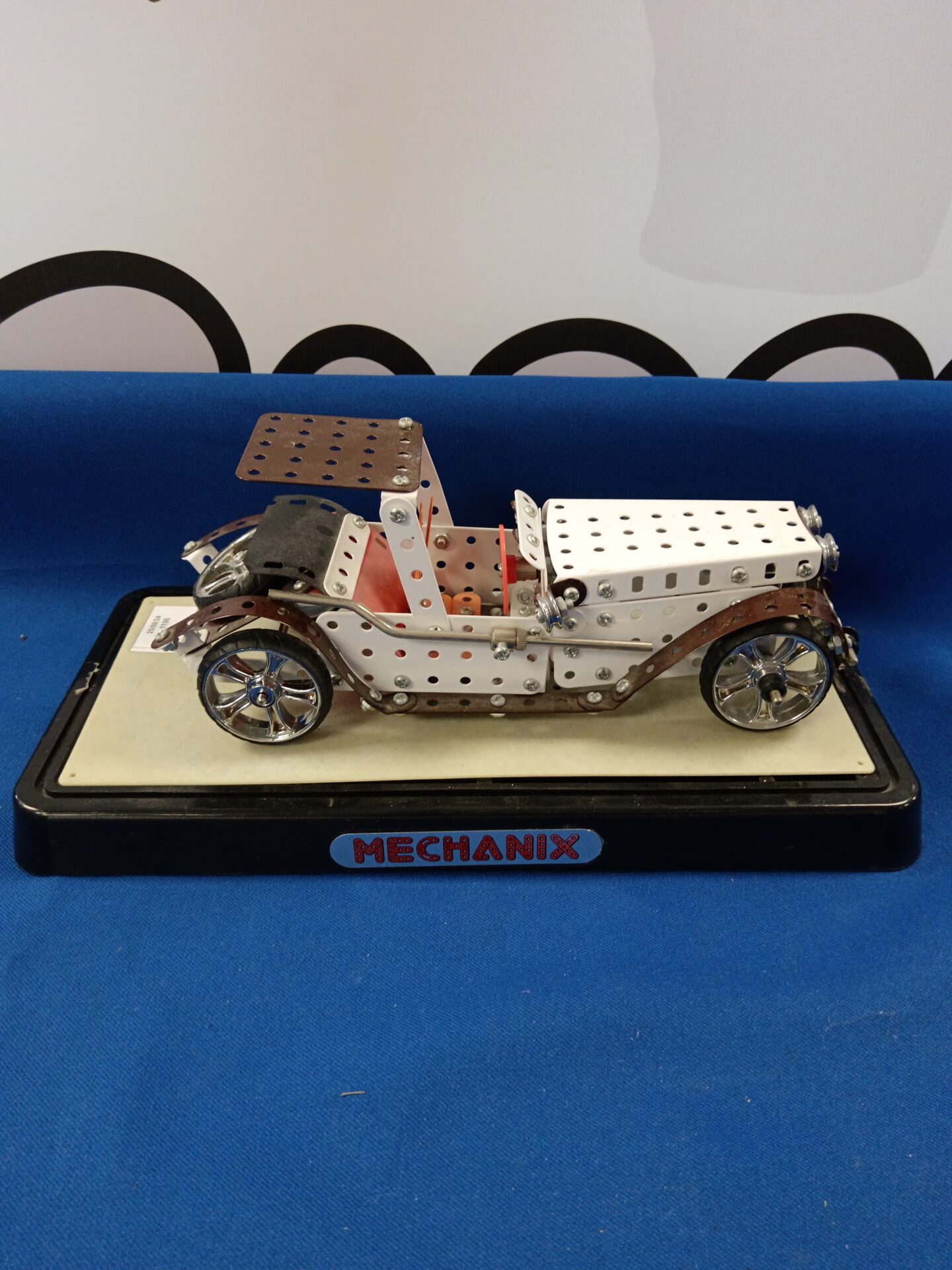371 Mechanicx Meccano model classic car