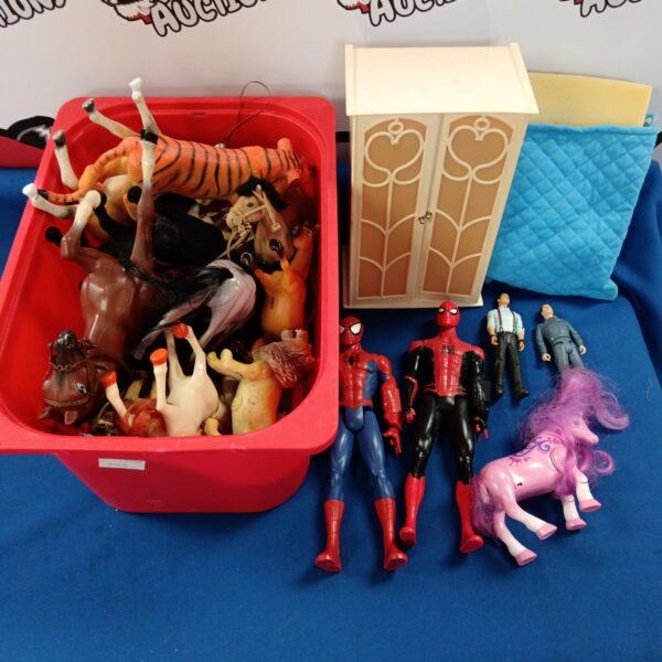 Vintage toy lot featuring Spiderman and Sindy doll.