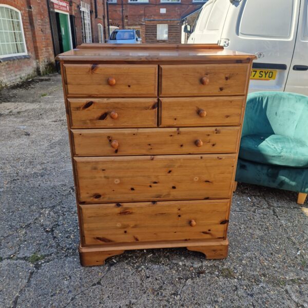Vintage pine chest of drawers with four over three drawers.