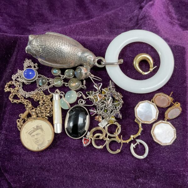 Tray of mixed vintage jewellery and antique teething ring.