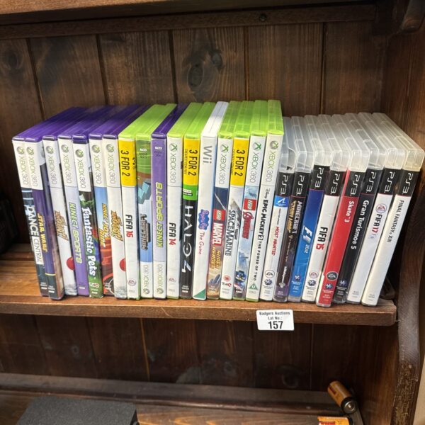 A lot of Xbox 360 and Playstation 3 video games for collectors.