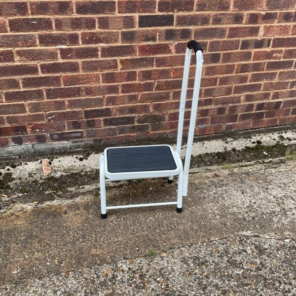 White aluminium step stool for kitchen and household use.
