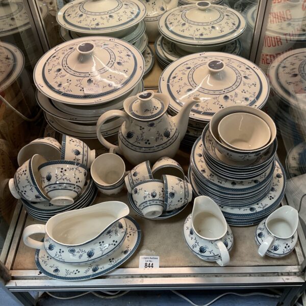 Royal Doulton Cambridge dinner service