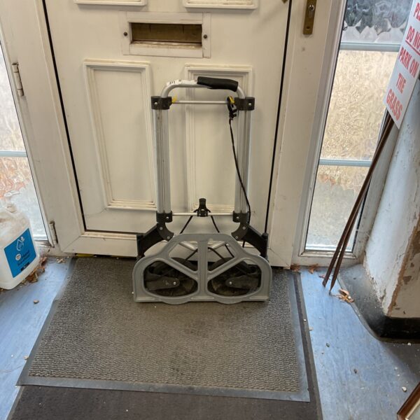 Front view of a folding sack barrow for light duty moving.
