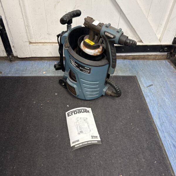 Erbauer 700w HVLP spray gun for DIY projects and paint finishing.