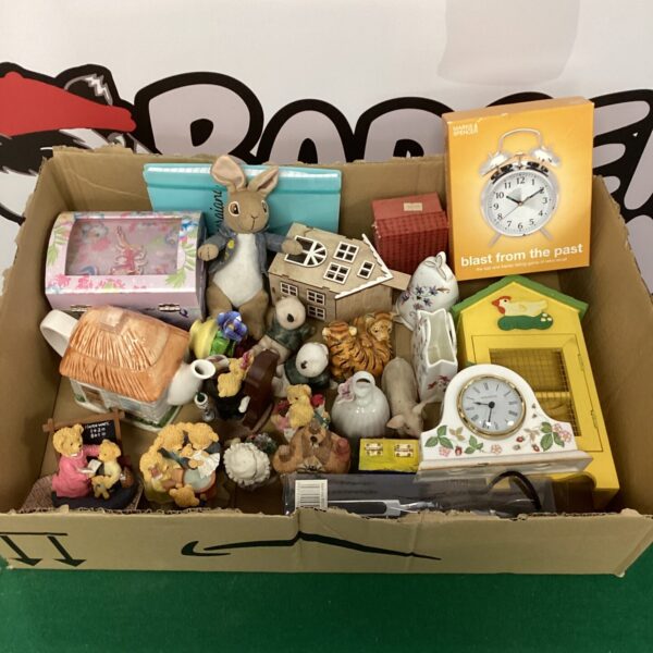 Mixed lot of vintage toys and collectibles including a Wedgwood clock.