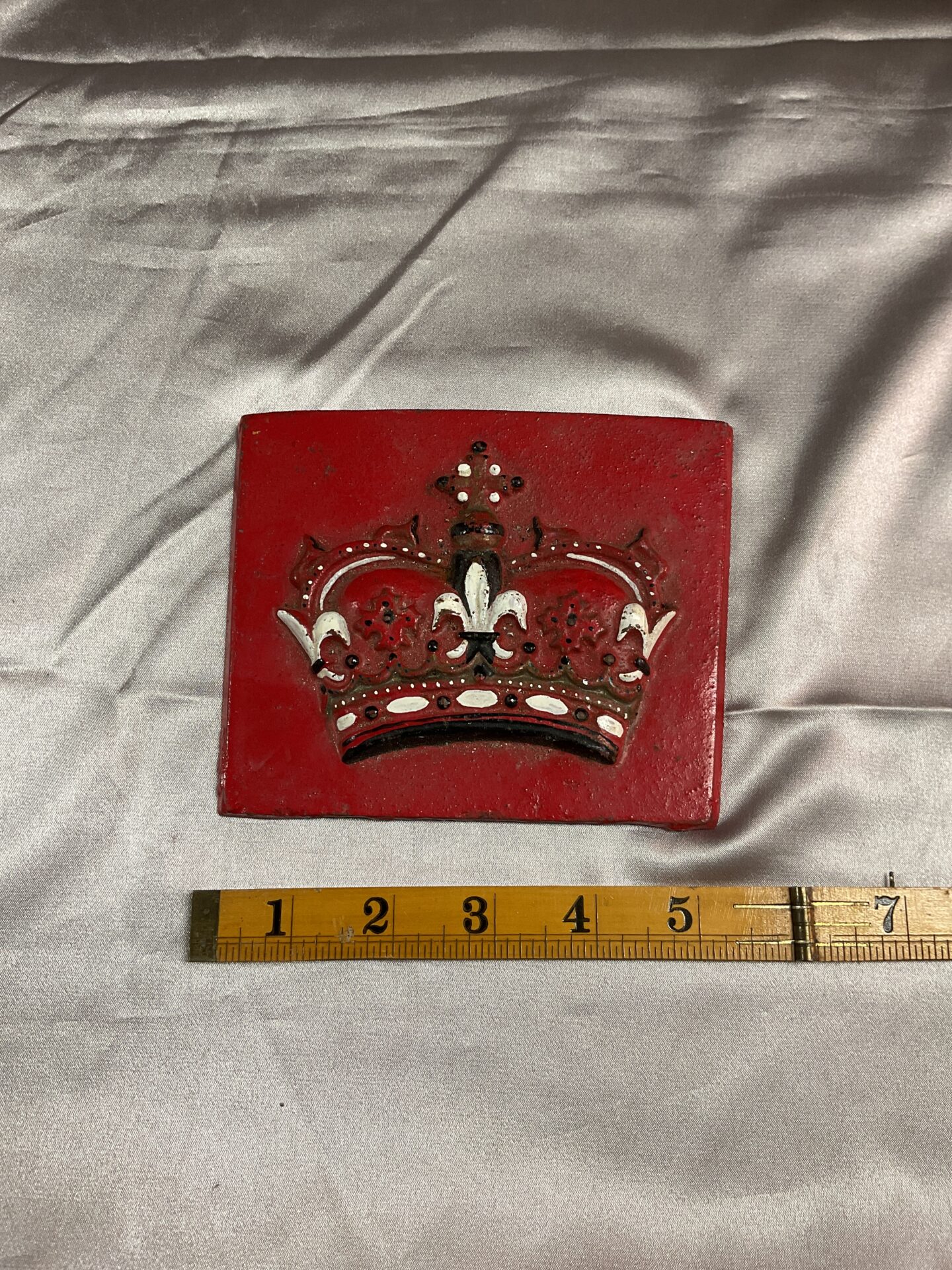 831 Royal Mail cast iron letterbox crown