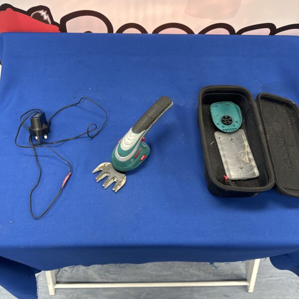 Bosch Isio cordless garden pruner with charger included.