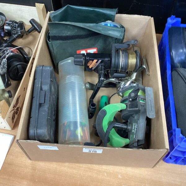 Mixed lot of vintage Shimano and Shakespeare fishing reels for sale.