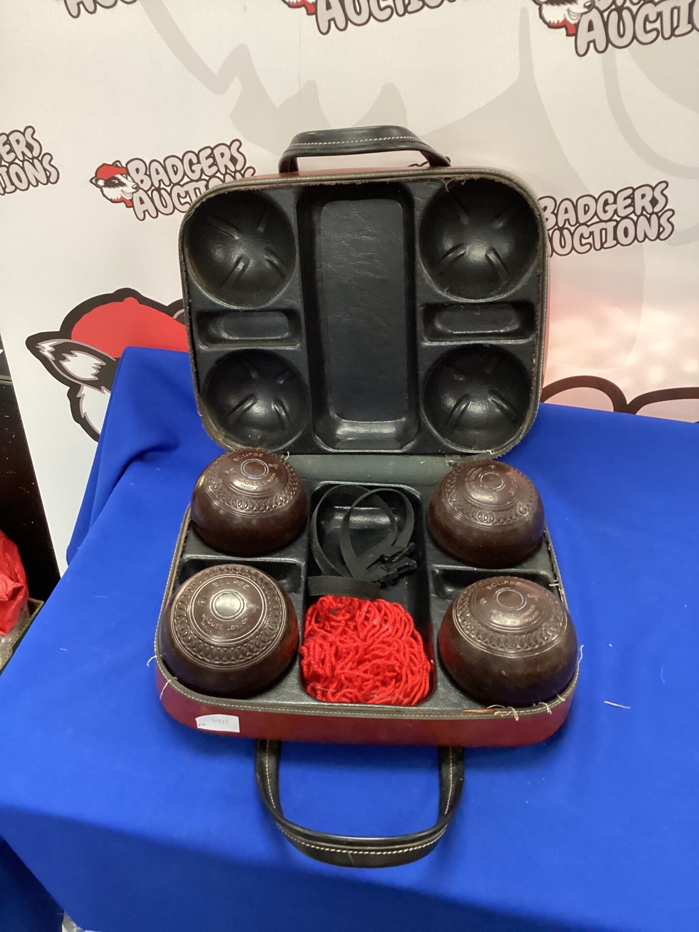 546 Set of Eclipse Bowling Balls in case