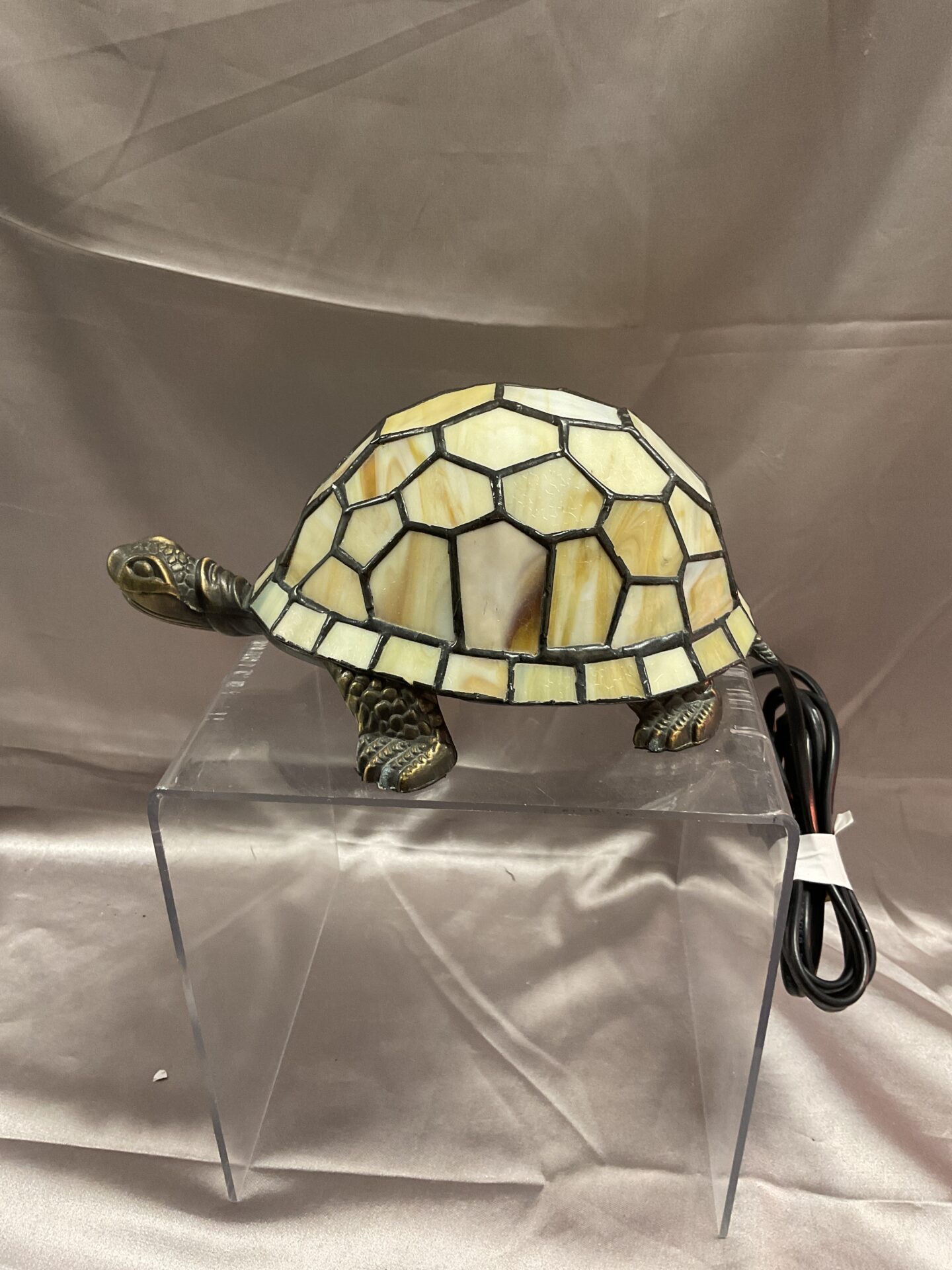 682 Tiffany style small 8” tortoise lamp