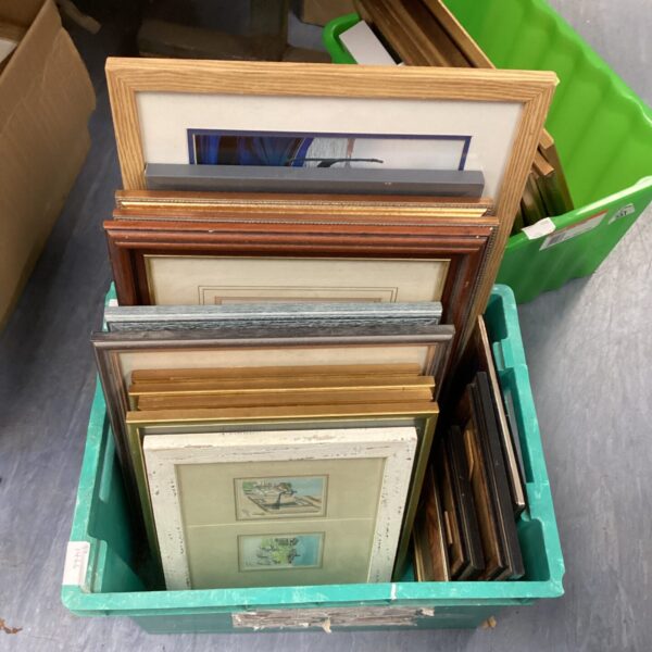 Mixed artwork lot featuring assorted framed prints and paintings.