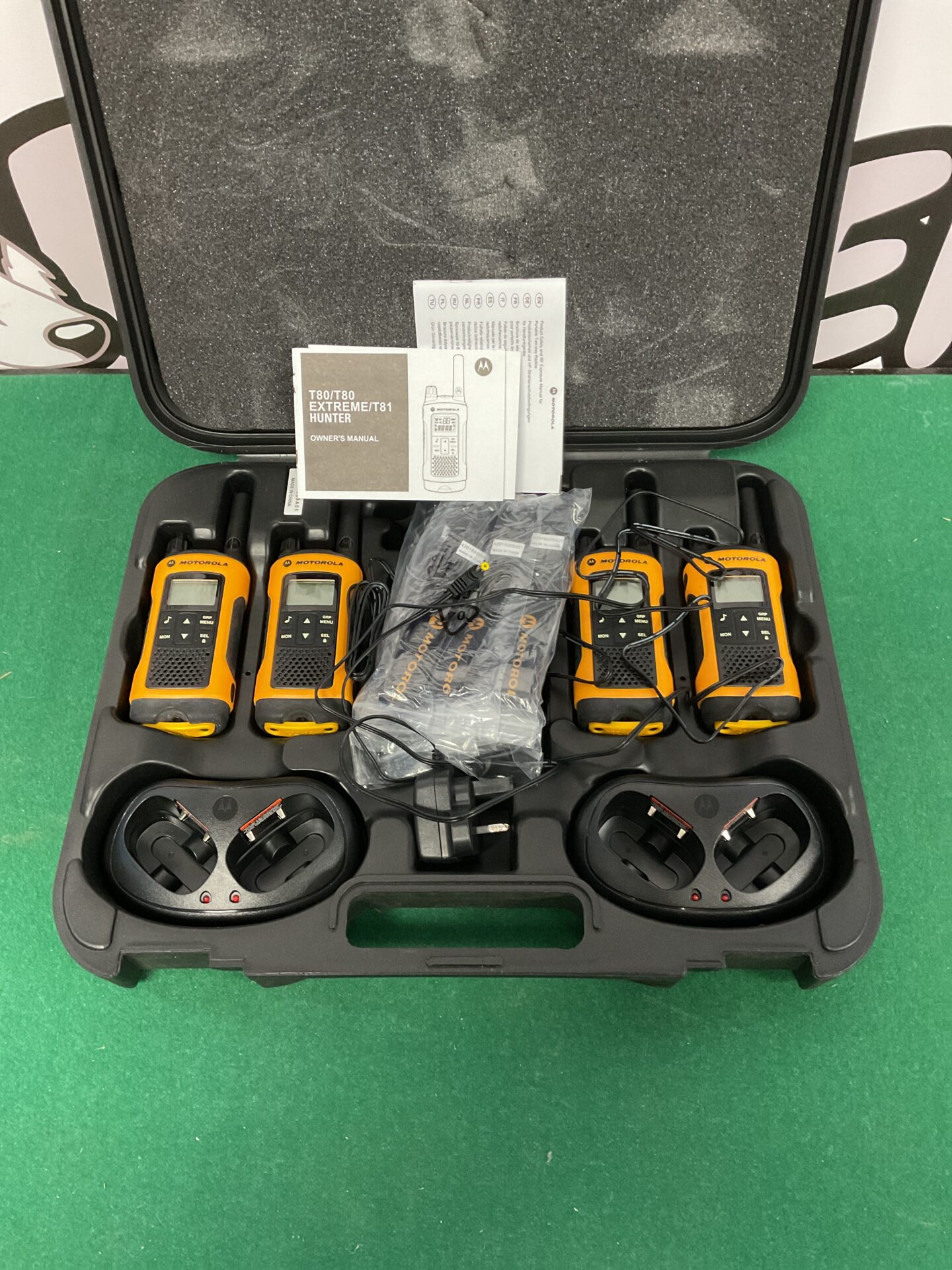128 Set of 4 motorola t80 extreme hunter walkie talkies