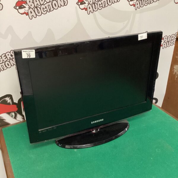 Samsung 22 inch TV with built-in DVD player, front view.