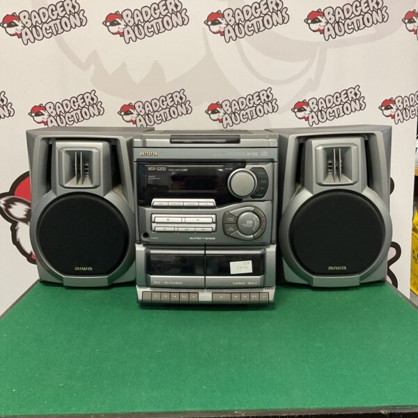 Vintage Aiwa NSX-S202 midi hi-fi system, compact stereo unit.