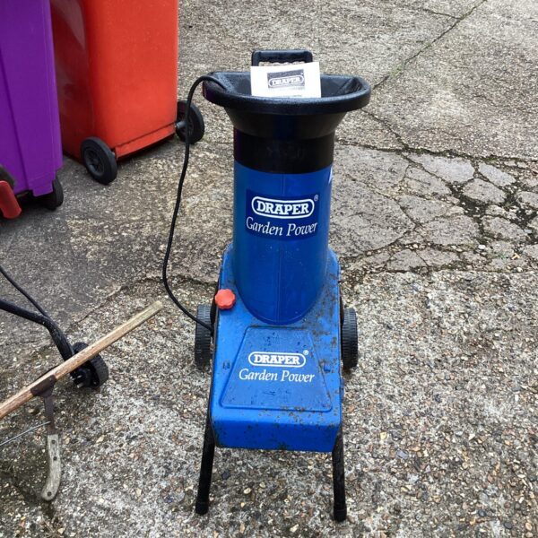Electric Draper garden shredder for reducing garden waste efficiently.