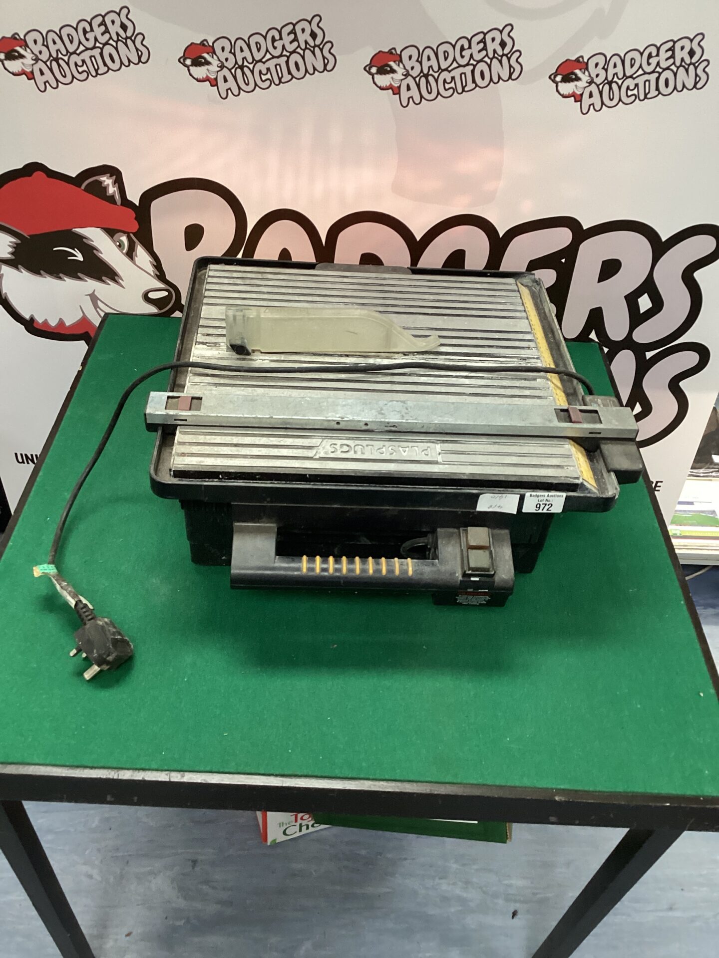 751 Plasplugs Tile Cutter – Working but needs blade
