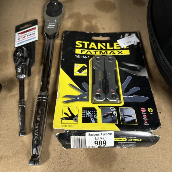 Ratchet set featuring Boschmann and Stanley Fatmax tools.